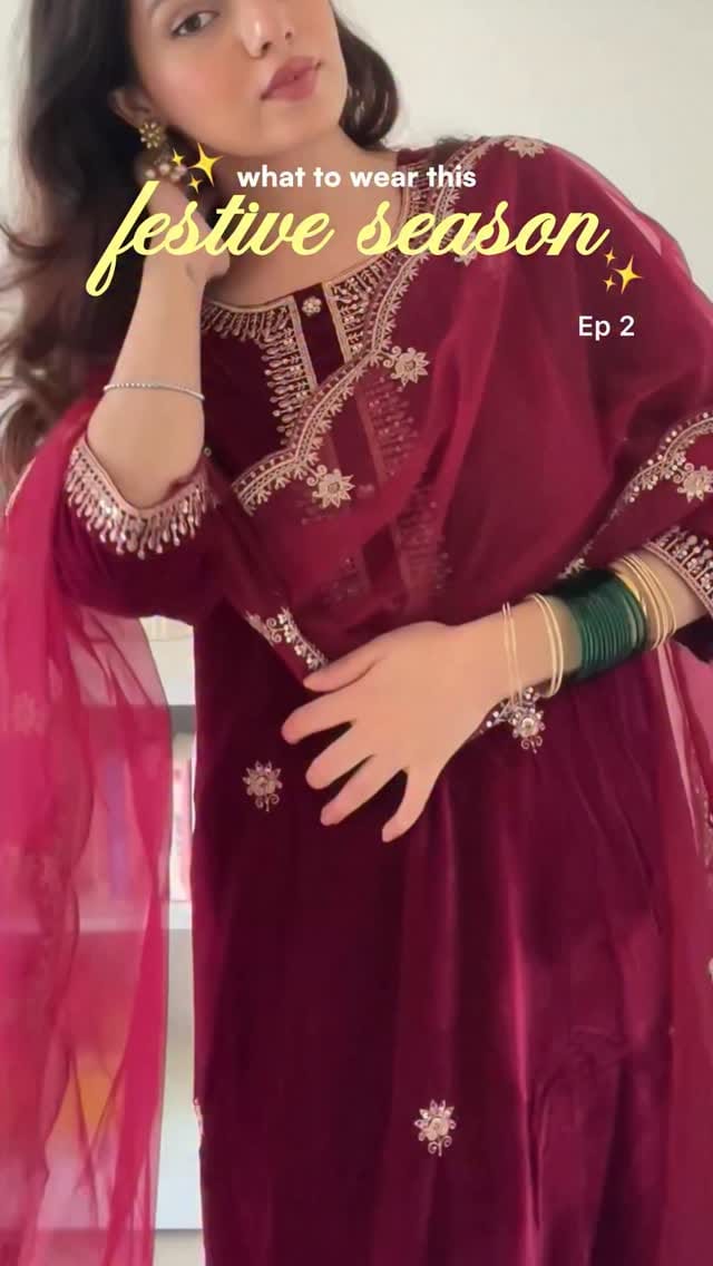 that velvet magic✨ 
lmk if you want any links❤️
#explore #festivefashion #velvetsuits #fyp #desifashion #desicasual #desigirl