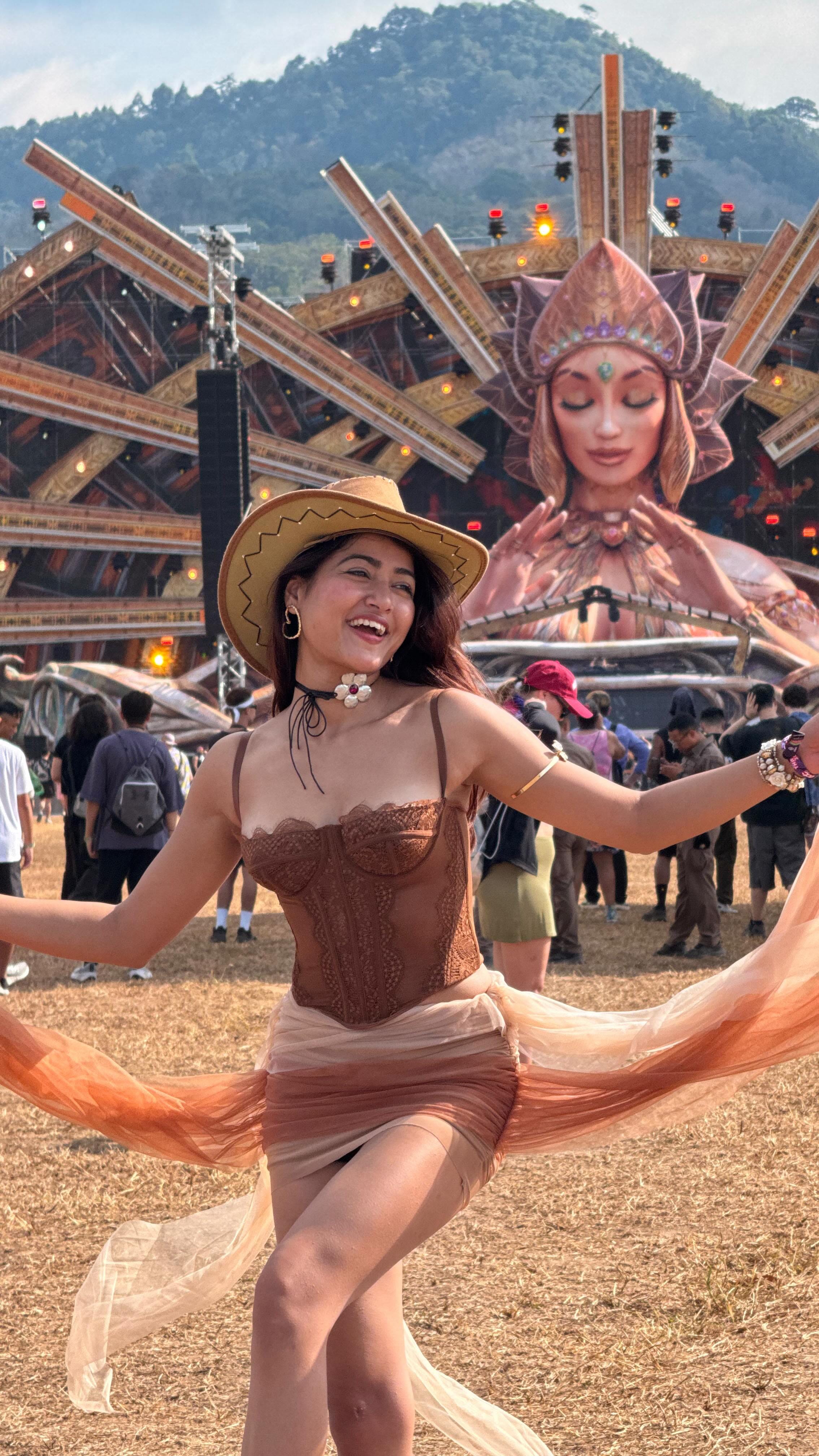 EDM with Coconut water? Welcome to Thailand 🥹💕✨ Here we are on Day 1 of @edc_thailand with @klookindia grooving to some of our fav artists like @afrojack @tiesto @nickyromero @followthefishtv to name a few 🥹 Can’t wait for Day 2 & 3 now!! It’s gonna be epic ✨💕💪🌴 #thailand #edc #edcthailand