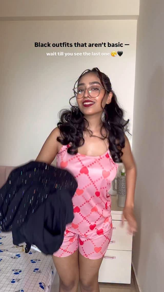 Outfit 🔗Comment Look/dm the reel 
.
.
( black dress , outfit inspo , dress haul , dresses under 1000 , party dresses ,24)
#outfitshot #fypppppppppppppppppppppppppppppppppppppppppppppppppppppppppppppppppppppp #haulvideo #savana