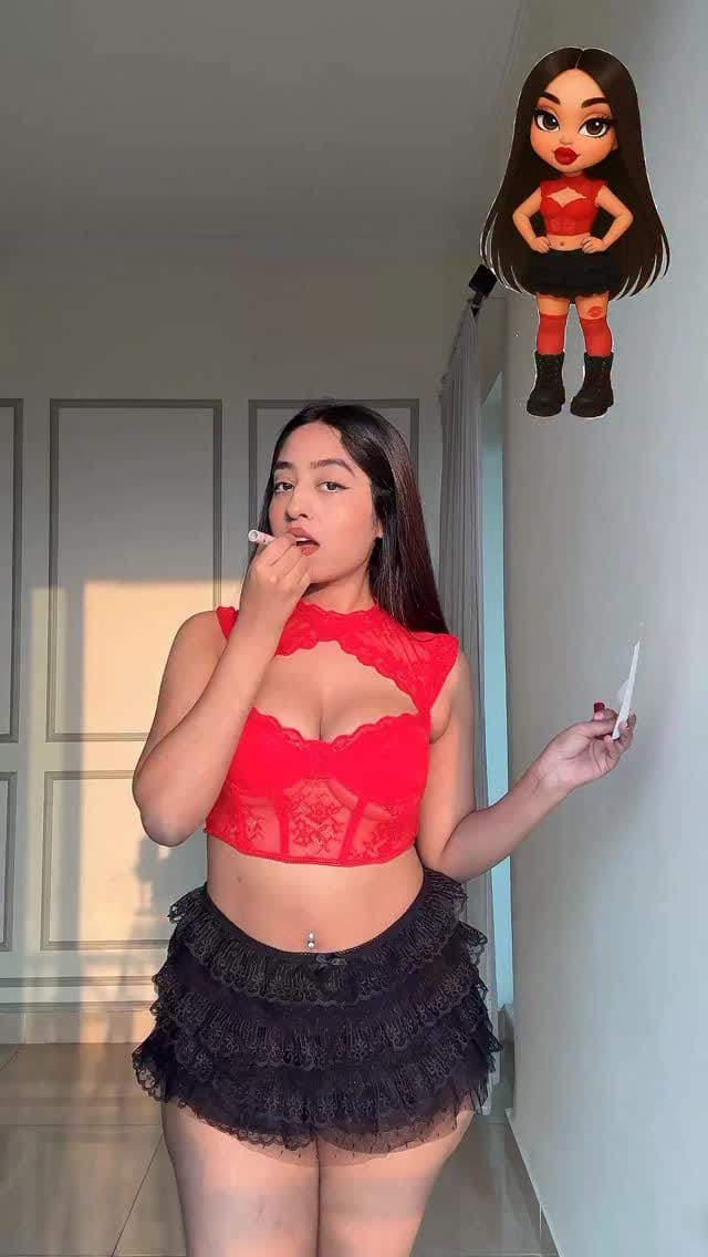 Lipstick mark turned into a love bite😂
.
.
(bratz doll look, recreate look, outfit inspo, 24)
#myntrafinds #bratzdoll #grwm #ootd💗