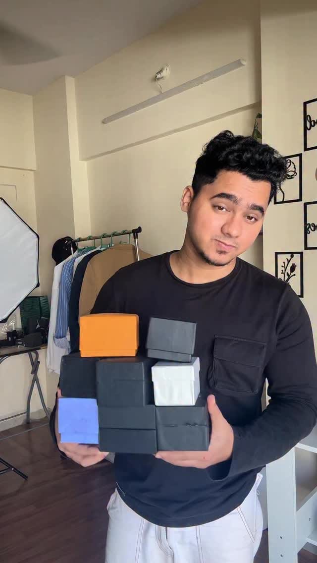 Comment “link” OR Share Reel 🤝
.
.
.
.
#watches #fashion #asthetic #style #luxary #premium #affordable #explore #outfit #instadaily #reels #foryou