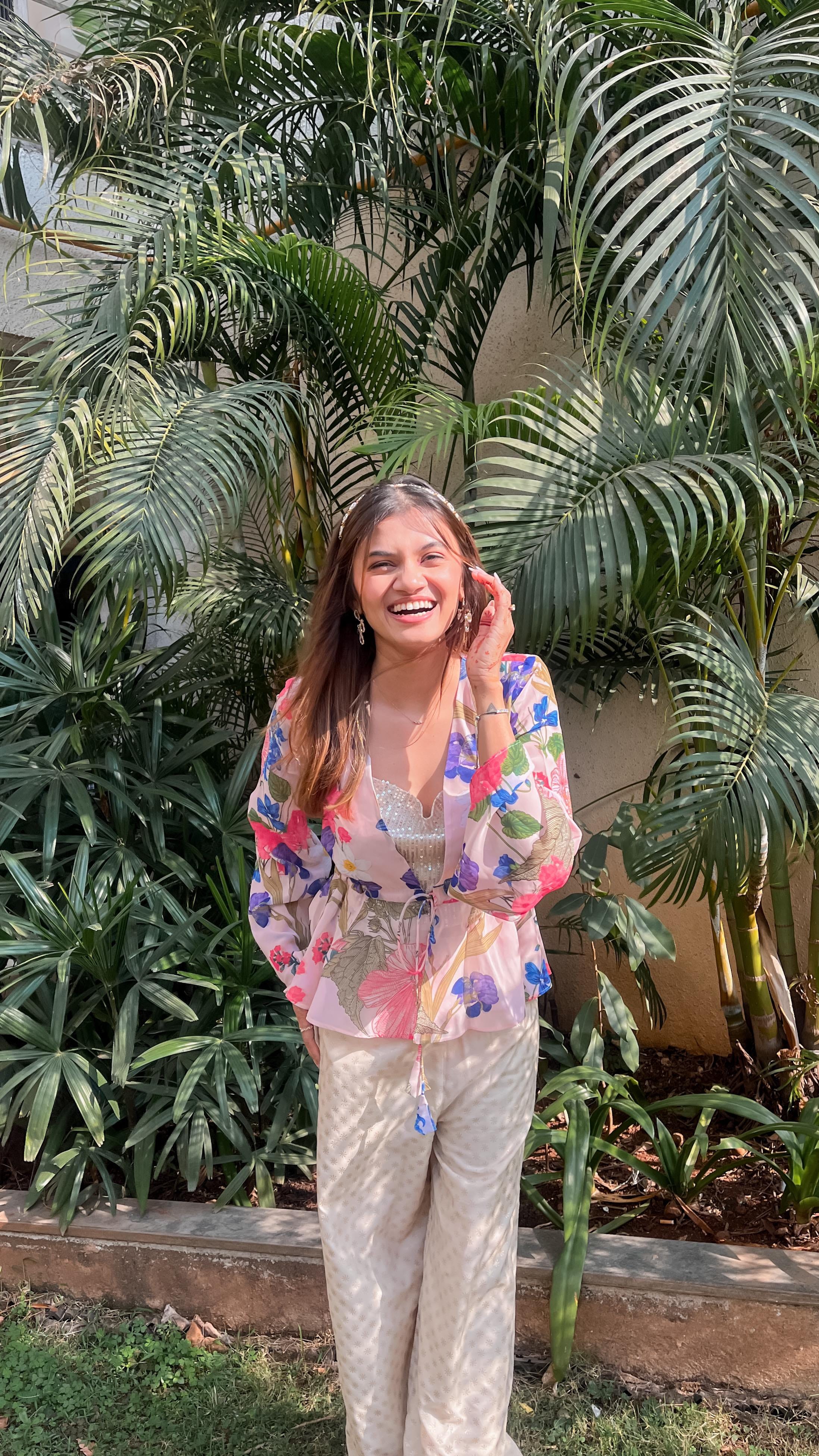 Pink Haldi 🌸
Shrug: @label.taikee