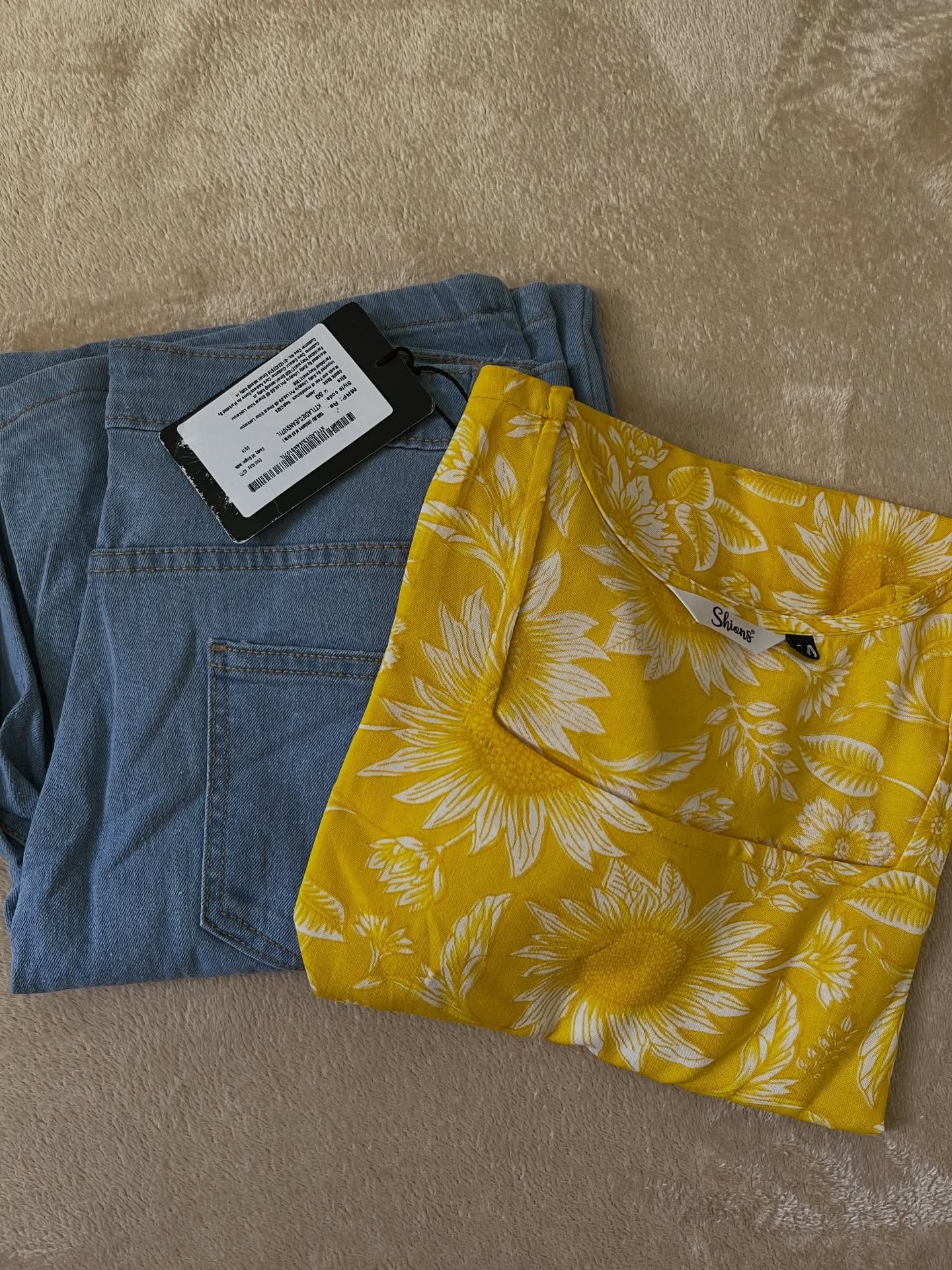 Aesthetic Kurtis outfits under budget 🌸
.
Comment for link 🔗💕
.
Make sure that you first follow us to get an automated link in your DM ❤️
.
.
.
[meesho , Meesho Kurtis , Meesho Kurti outfits , Kurtis , kurti outfits , outfits , kurti and jeans , jeans , kurti Jena’s , aesthetic kurits , aesthetic outfits , Meesho finds , Meesho fashion , Meesho haul , kurti haul , Kurtis under budget , Kurtis for women , women Kurtis , backless Kurtis , Kurtis haul , ]
.
.
.
#meesho #kurti #kurticollection #kurtilover #kurtijeans #kurtijeansstyle❣️ #kurtionline #kurtioutfit #aesthetic #ａｅｓｔｈｅｔｉｃｓ #aestheticfashion #aestheticoutfit #aestheticoutfits #kurtihaul #meeshofinds2025❤️ #meeshofinds #meeshofashion #meeshoproducts #meeshosale #meeshokurtihaul #meeshokurti #kurtistyle #kurtis #kurtioutfitideas #outfits #kurtifashion #kurtiforwomen 
.
.
@meeshoapp