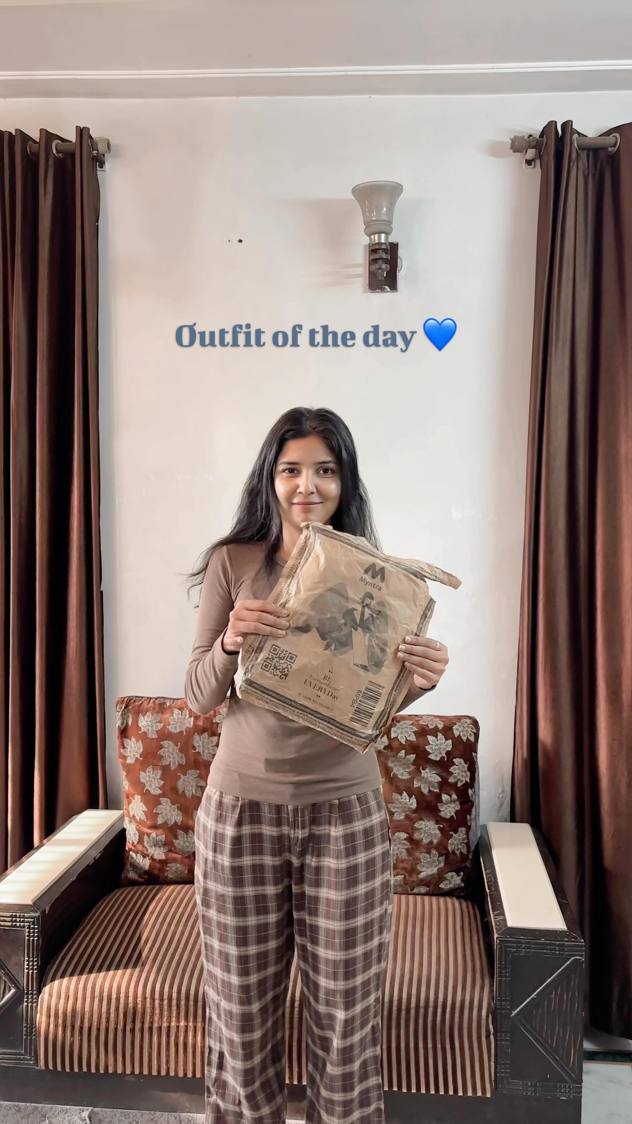 🦋💙
.
.
.
.
.
.
#outfit #outfitoftoday #ootd #outfitofthedayideas #ootdfashion @myntra