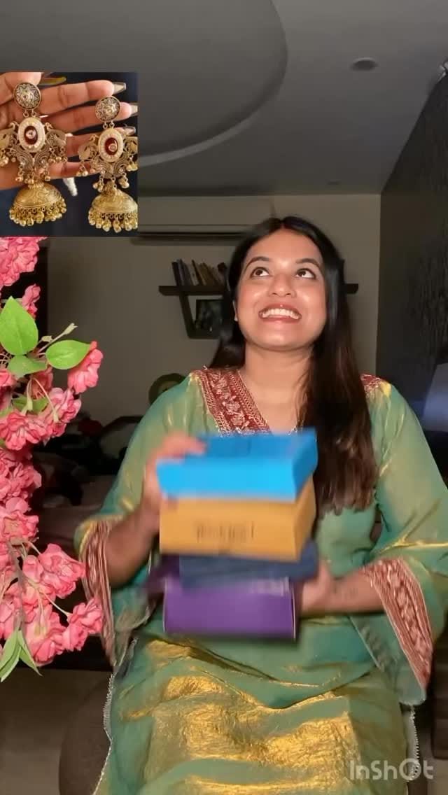Viral Kashmiri Earring Haul💕 | Comment for Link 🔗 
.
.
.
Jewellery shopping haul
Earrings for wedding and festivals
.
.
#earrings #kashmiriearrings #explore #explorepage #meesho #meeshoapp #trending #shopping #affordableshopping #myntra #meeshoshopping #myntra #reel