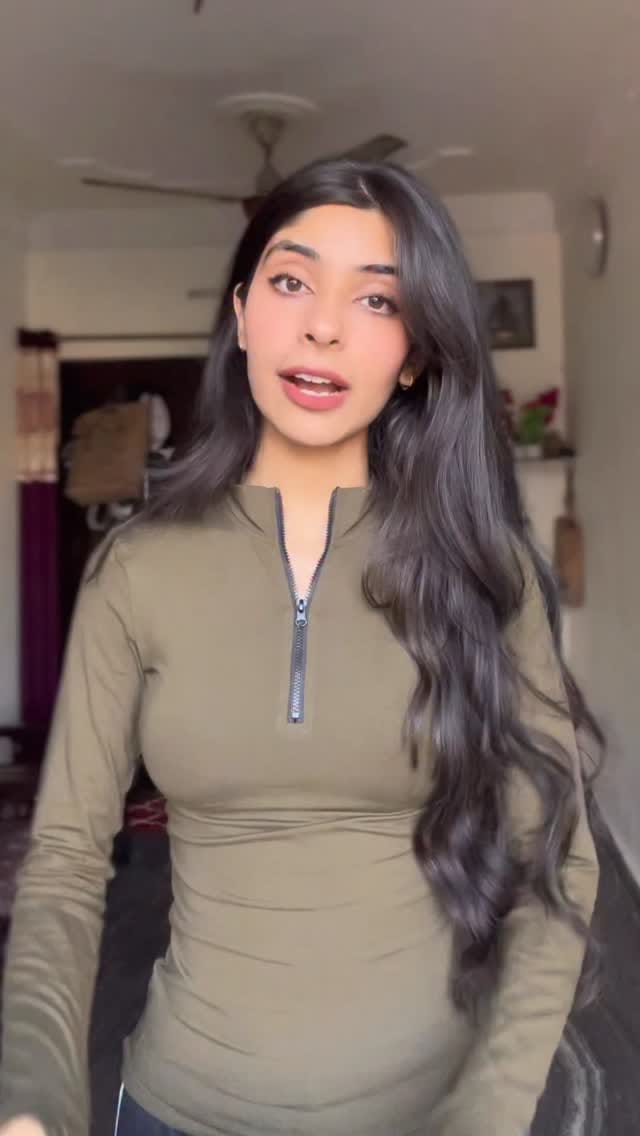 Turtle necks for winter!🎀⭐️🧣
Size : XS, Quality: 10/10
#winter #turtlenecks #fyp #explore #explorepage