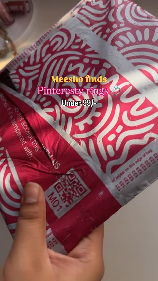 Comment ‘ring’ for links 🔗 
[Tags:- rings , pinteresty , Meesho finds , Meesho , Meesho random finds , Meesho shopping , rings set , kawaii, trending audio , explore , fyp , reelitfeelit, viral , must haves , under100 , meeshotrendzcontest, meesho must haves , shopping addict , content creator , beauty blogger ]
#meeshoapp #meesho #meeshohaul❤️ #meeshofinds2025❤️ #meeshoshopping #meeshorandomfinds #meeshorandomproducts #rings #ringset #kawaii #pinteresty #pinterestyfinds #musthave #beauty #lipgloss #beautyblogger #reelkarofeelkaro #reelitfeelit #explore #igtrends
