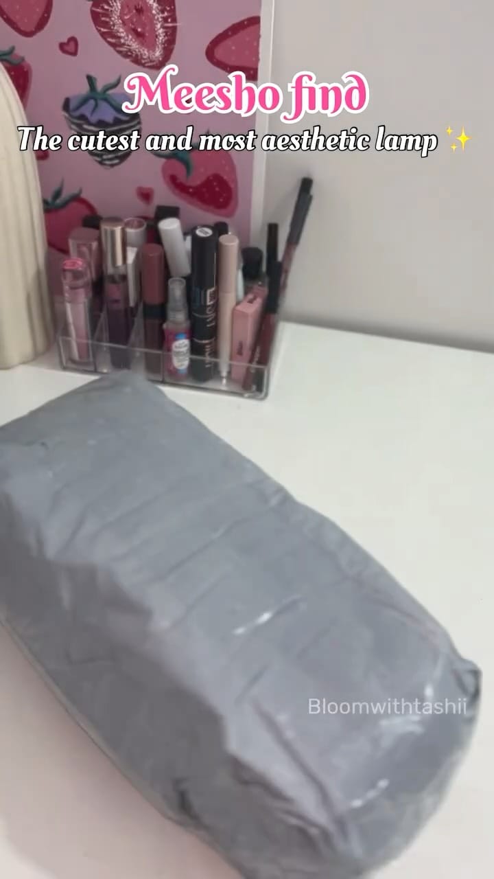 Comment “cute” for links 🔗 
Most aesthetic lamp ✨
@meeshoapp 
(Lamps, meesho finds, uge creator, creators, aesthetic finds, pinteresty finds, amazon finds)
#meesho #shopping #onlineshopping #link #happyshoping #meeshofinds #meeshohual #meeshoshopping #creatorsofindia #lamps #tablelamps #fyp #ａｅｓｔｈｅｔｉｃ
