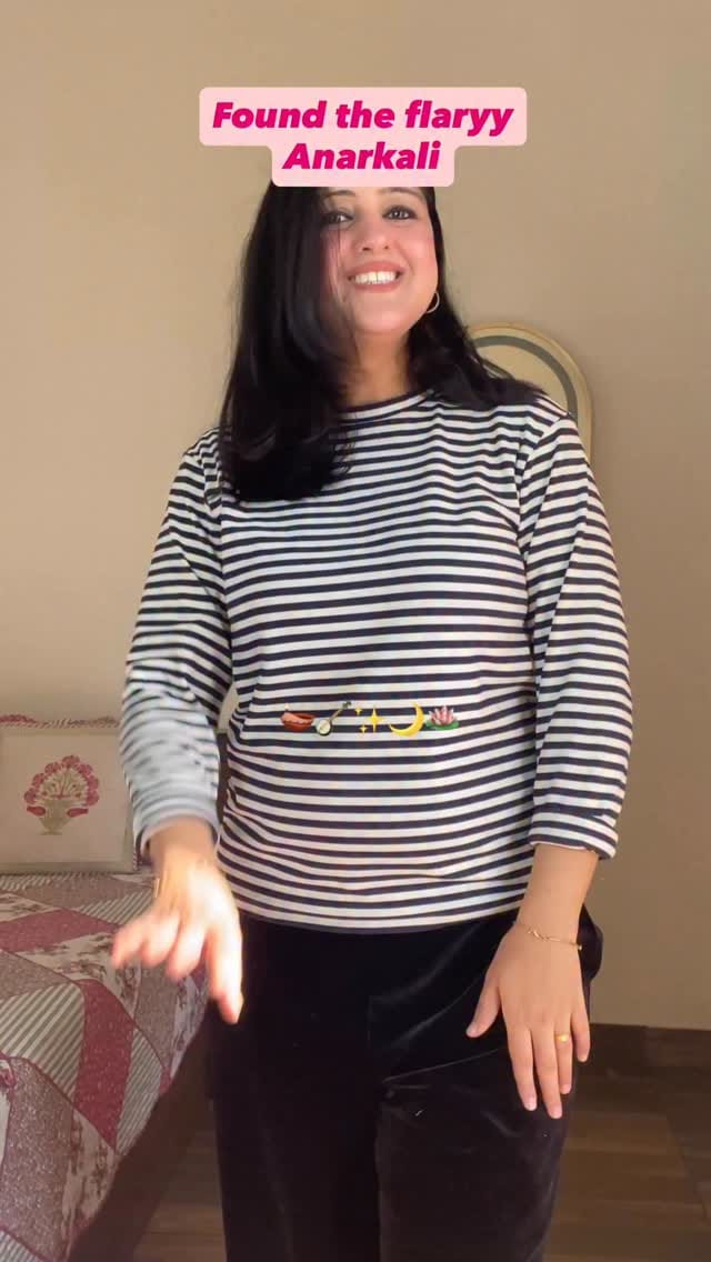 Highly recommended🪕FOLLOW ME & then comment “pp” or share this reel with me to instantly receive the product links in your inbox(📥 dms)
Pure cotton Prettiest anarkali set 🫶🏻don’t miss guys🪷
#viralvideo#woollenkurti#anarkali#trending#myntrahaul #viralreels #explore #explorepage#reel#facebook#wovensuit#kurtaset#dresses #wintersuit#summeranarkalisuit