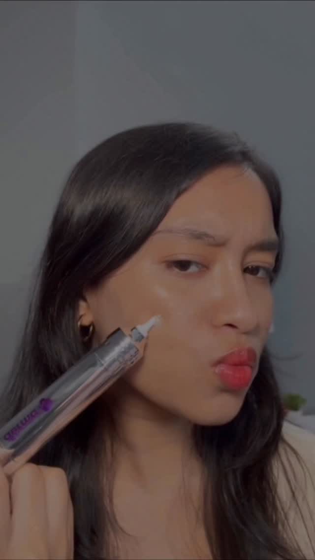 Comment “needles” for the links
Microneedles in a serum formula is so genius! It gives you that plump, radiant glow without any discomfort! 
This Dermaco 50000 ppm microneedle serum shot has been my favourite for a while now! It does tingle for a bit but the serum absorbs into your skin completely and you wake up looking like a glass doll ✨🎀🩰
#explorepage #viral #skincare #microneedleserum
[ meesho finds, skincare, derma co microneedle serum shot, glass skin, microneedle serum, vitamin c serum,  winter arc, reels, aesthetic ]
Would you like to try this serum?