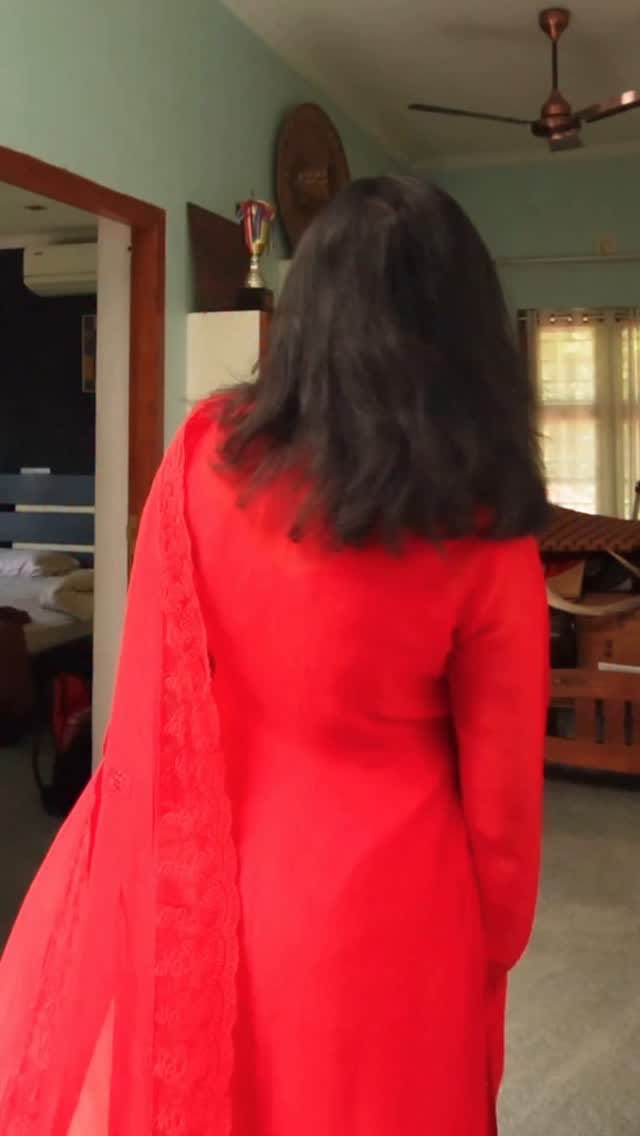 Eid Look 🌹 Comment "Love" for the link ♥️
.
.
VC: @roshan_ajmalvk 
.
.
.
.
.
.
.
Eid look, eid outfit, outfit idea, ootd, kurta set, suit set, fashion, styling, suit set styling
#eidoutfits #eidoutfit #kurtaset #suitset #outfitideas #ootd #anjanapk #dressupwithanjana #eid