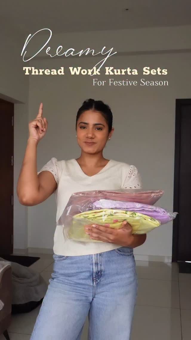 Comment "Love" to get the links♥️ Absolutely stunning kurta sets with beautiful thread work perfect for this #rakshabhandan 
And these are affordable also
.
. 
.
.
.
#rakshabandhanspecial #rakhioutfit #outfitideas #kurtasets #anjanapk #shoppingguide #shoppingblogger