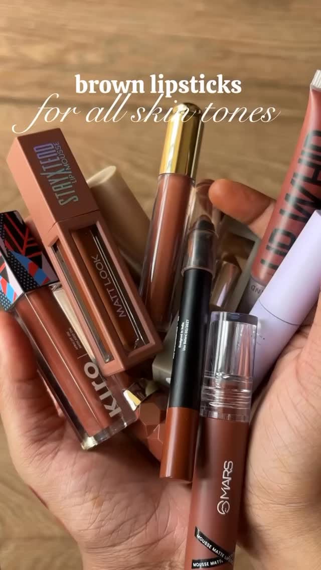 Comment (link,pp,dm) to receive the link in you dm✨
Brown lipsticks for all skintones
Brown lipstick lipstick swatches brown lipstick for brown skin brown lipstick for dark skin brown lisptick swatches affordbale brown lisptick affordable lipstick for daily wear lipstick for everyday wear lipstick for office lipstick for college non drying lipstick matte lipsticks long lasting lipsticks
Follow @theonlineeye_ 
#stylespacedotin #makeupmischiefsbyparichita #brownlipsticks #lipstickswatches #lipstickrecommendation