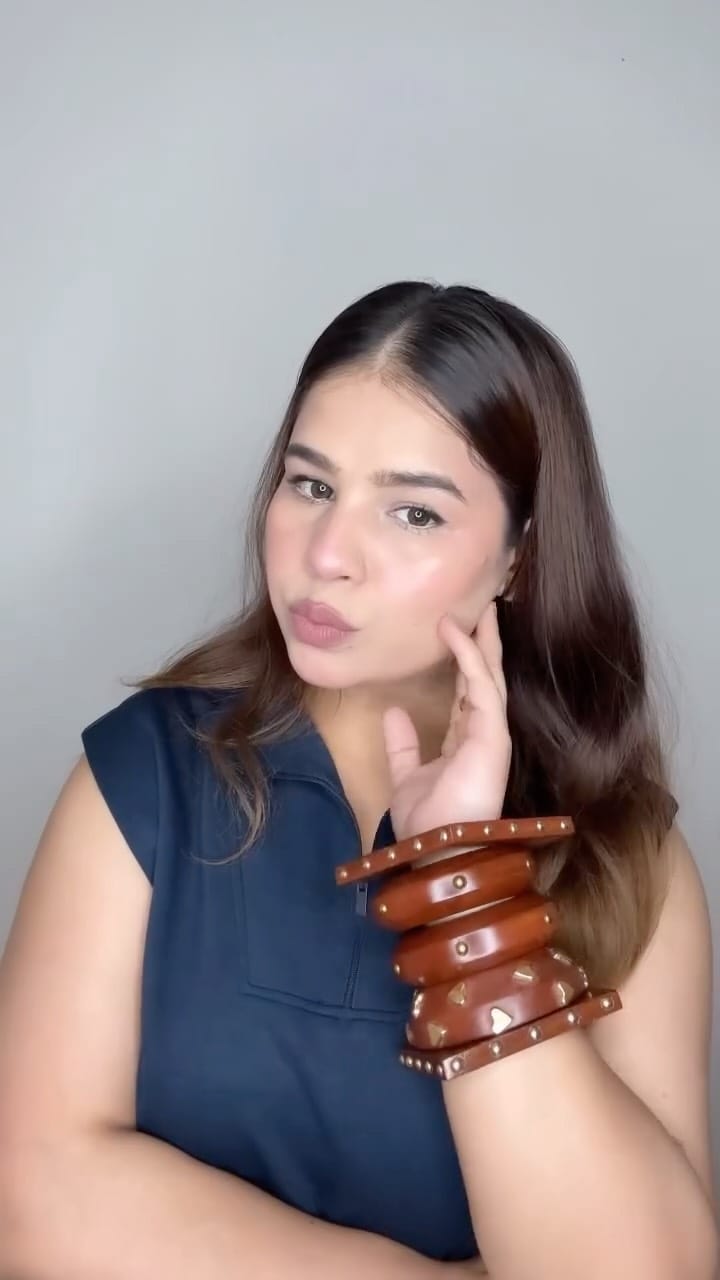 Comment for links💕
.
.
.
.
.
..
.
.
#meesho #meeshowoodenbangles #meeshojewellery #meeshofind #oxidisedsilverjewellery #woodenbangles #bangles #trendybangles #handmade #underbudget #affordablefinds #meeshofinds2025❤️ #meeshofashion #trendyjewellery #meeshojewellery #explore #viral #affordablefashion #reelitfeelit