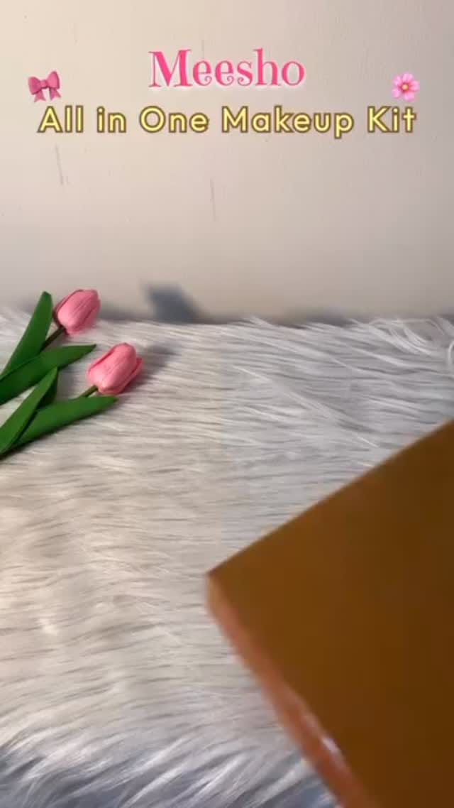 Meesho All in one makeup kit🌼♥️
It has everything you’ll need for a full face of makeup🌼🥰
Love the quality of this and the best part is it’s an all in one product 
comment for link !!
Tags - [ Meesho finds, Meesho makeup kit, affordable makeup products, affordable makeup kit, beginners makeup kit, makeup book, all in one makeup product ]
#meeshofinds #meeshofinds2025 #amazonfinds #amazonmusthave #amazonmusthaves #explore #musthave