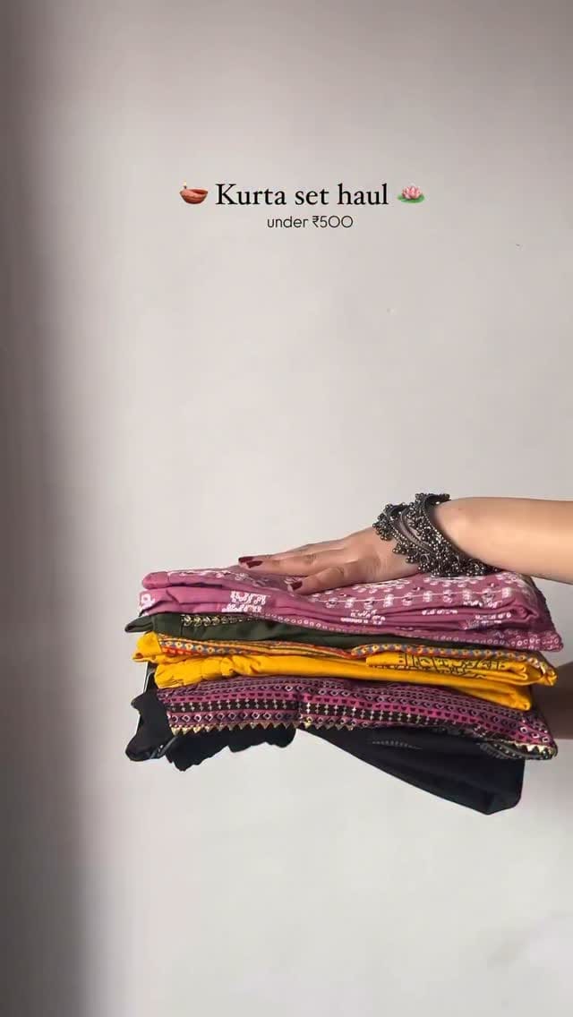 kurta set haul. Comment for links 🍒
#instagramreels #fyp #trendingaudio #desiaesthetics #desifashion #myntrafinds