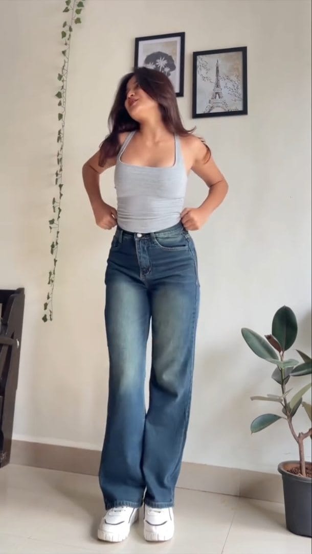 Comment " jeans" For products 🩶
@meeshoapp 
#meesho #meeshohaul #messhofind #meeshojeans #trendingreels #fashion #reelsinstagram #grwm #fashionreels