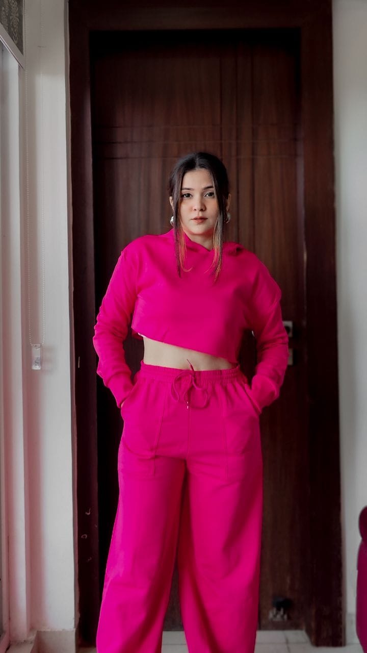 Comment 'COORDS' for links 🔗
[Travel Fits, Vacation OOTD, Airport Fits, Women Coords]
#coords #airportoutfit #travelinstyle #traveloutfits #pinkcoords #pinkoutfits