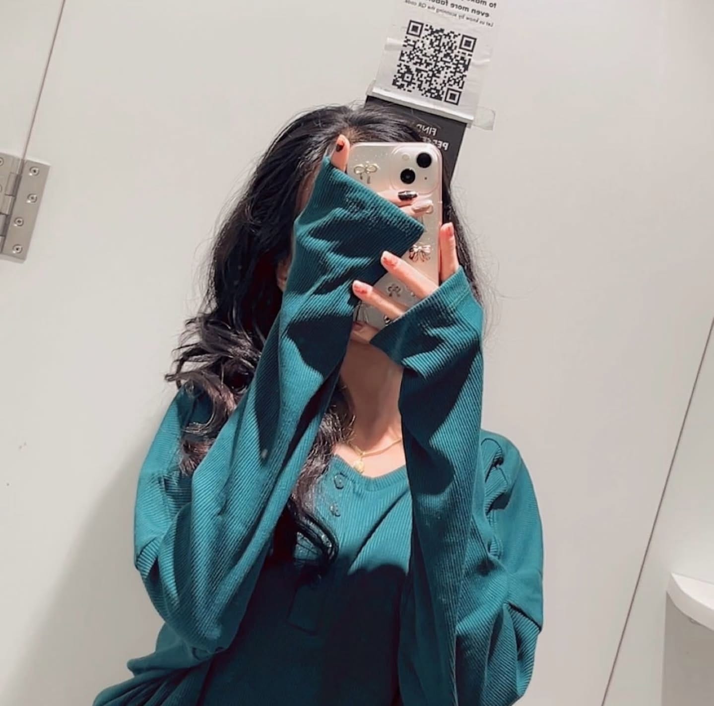 Comment ‘link ❤️❤️❤️’ if you want the exact link 🔗👇”
“Found the cutest fits so you don’t have to! 😍 
Shop my full look on Wishlink – comfy, trendy, and affordable AF 💃🛍 
Link in bio, bestie 💖 💫Dropping casual traditionsl look☺️
@MeeshoApp
Hi my lovelies ❤️
I know you are all worried about me. 🥺❤️
But I just wanted to give you an update-
First thing is that -
Doc says we are on track with the healing.. 🥳
I know you guys don’t know what exactly happened.. 🐒
I just felt like the world needn’t know but I know you guys would be wondering.. ❤️❤️
So don’t tell anyone out of this space cz it’s not that big of a deal 😄😄ok? ❤️
So basically this is a lisfranc fracture itseems (even I didn’t know what it meant till i googled it) but basically mine is 3 fractures with a muscle tear.. it’ll take awhile to heal apparently.. but don’t worry as soon as the doc says I can put my foot down on the group I’ll atleast go back to shooting..😁 but all the crazy things like meeting you guys and dancing and all might take time. 🥲❤️
Pain wise I have craaaaazy pain tolerance so that’s sorted. 😄
Okie? Don’t worry ok.. I love you all so much❤️
Oh oh btw I am fully enjoying everyone doing the Srivalli monologue reels and peelings reels.. 🔥I lovee it!❤️
#instagram #instagrampost #mirror #mirrorselfie 
#selfie #selflove #hidden #hiddenpictures #fyp #forex #foryou #forever #aesthetic#aestheticsphoto #explore #explorar #taghim#lovehim 
#tumblrphotos #collegelife #selfiesunday #selfies #photosession #photoshop #collegestudent #vscocamphotos #cyclingphotos #selfiesaturday 
#NoFilterNeeded #CameraLovesMe"
.
.
.
.
.
.
💫
(Love, girl, Capcut, vn, aesthetic, desi core, thumak thumak, jutti meri, jhumke, suggested content, fyp, Capcut editing, Capcut pro, pretty girls, explore, Capcut template, template, vn code, dreamy, dream girl, delusional, glow effect, kishore kumar, velocity effect, Trending reel, desi girl, reels, viral, trendy, explore, explorepage