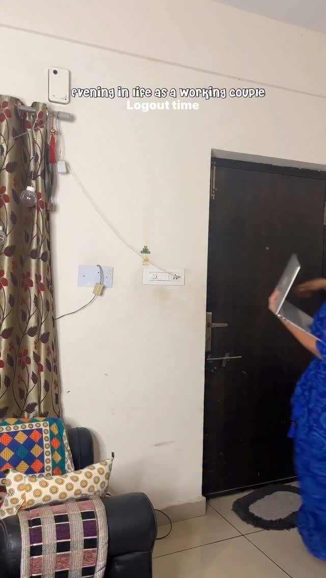 Playing ghar ghar with pasandida mard after office hours >>>