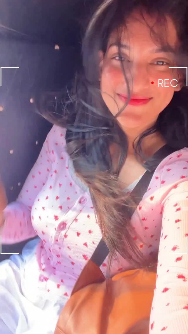 Almost forgot how relaxing it’s to live with your mom 😭
.
.
.
.
.
.
#marriage #family #couple #couplegoals #lifestyle #vlog #hyderabad #worklifebalance #explore #minivlog #dailyvlog #love