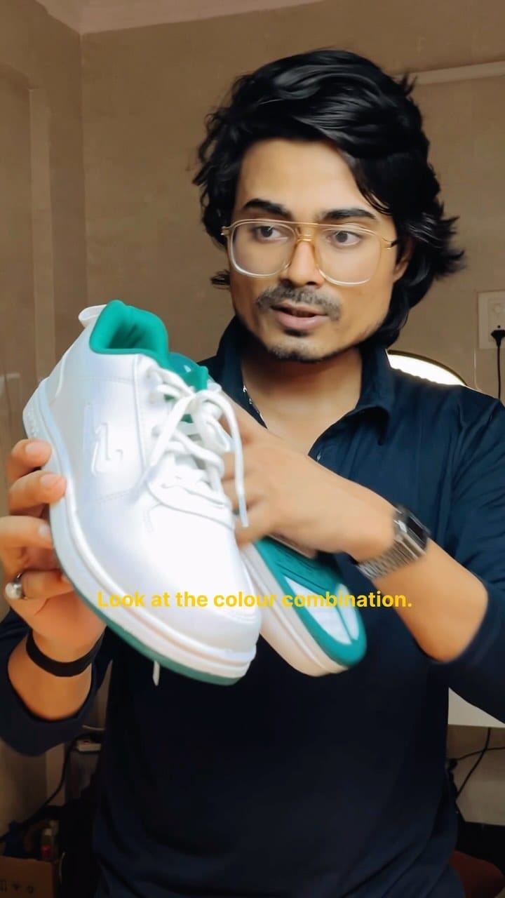 It’s it really hard to find good white sneaker under budget , campus is a well known brand. I remember my school time when I used to wish that Kash Mere paas campus ka juta Hota.
no campus started working on their sneaker segment. I found a sneaker on Amazon. It’s a white and green combination. Sneaker looks quite nice, but it comes only in ₹800. That is really good for budget audience.
It’s really good, looking minimal and sexy sneaker, comfort wise, I can’t say it’s a good sneaker, but it can enhance your fashion. 
if you wanna buy, comment link, I will send you the link 
#Sneaker #Campus #WhiteSneaker #SneakerHead