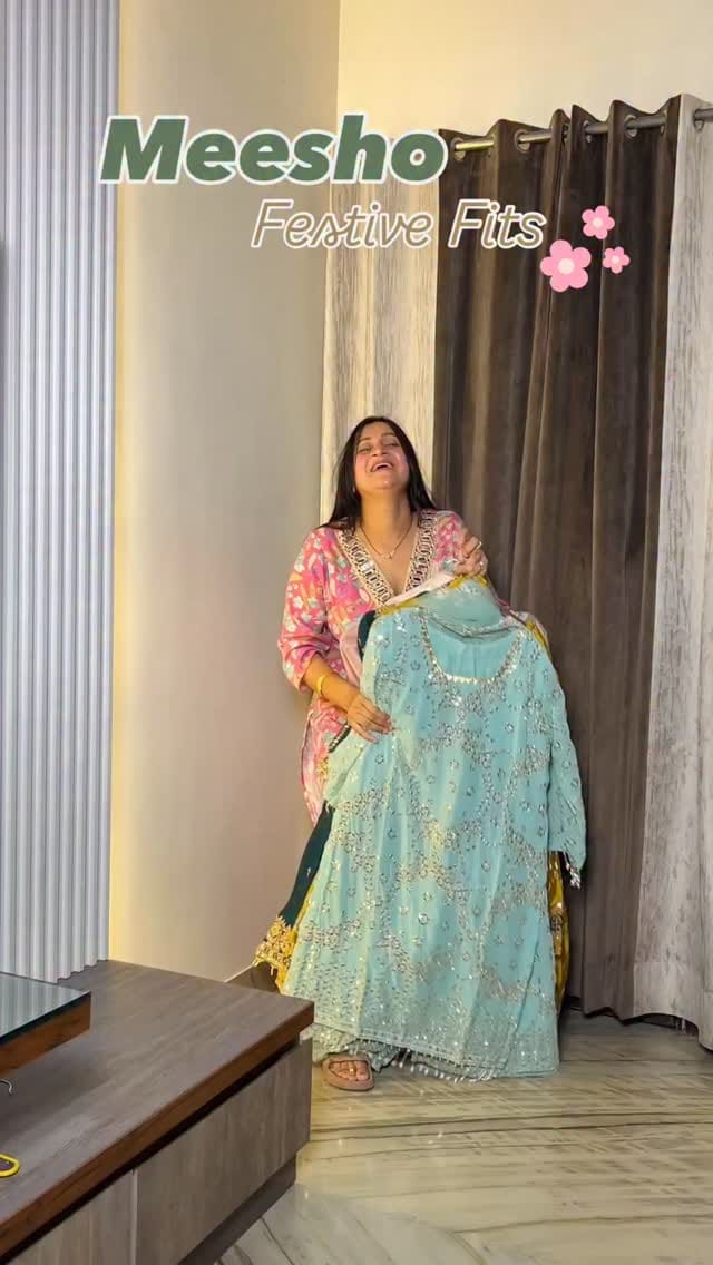 Meesho festive fits in affordable range😍🌸
Follow for more amazing outfits ❤️Festive finds from meesho 😍 best for festival season 🌸
@meeshoapp 
Comment down below for the link 🔗 
#explore #pickingforyou #trendy #haul #latest #bestpicks #fashion #exploremore #tryon #meesho #festivevibes❤️