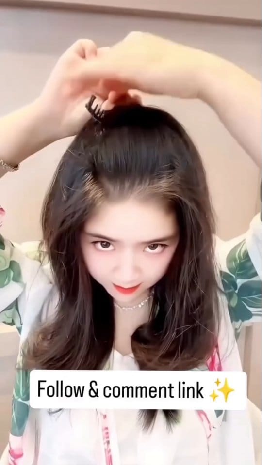 Comment link and PP @meeshoapp 
#HairPins #HairAccessories #meeshoreels