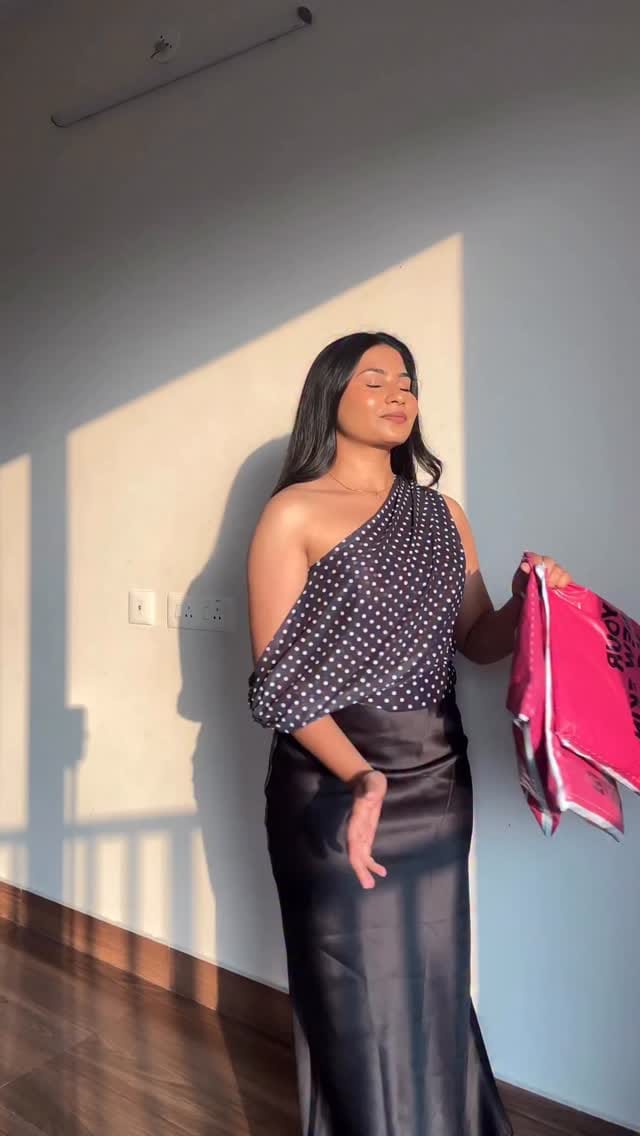 Share this reel to DM or comment LINK 🔗 
( MAKE SURE YOU FOLLOW ME OR ELSE INSTAGRAM GUIDELINES WILL NOT LET ME SEND YOU LINK 🔗)
.
.
.
.
.
.
.
.
.
.
.
..
.
..
.
.
..
.
..
.
..
.
.
.
.
.
.
.
.
.
( Newme,Newme haul, Newme outfit, affordable fashion, bodycon dress, bodycon, mini dress, ruffle dress, birthday outfit, birthday outfit ideas, date outfit, outfit inspiration, outfit inspo, outfit ideas, Pinterest, Pinterest inspired fashion )
#newme #newmegals #affordablefashion #ootd #bodycon #bodycondress #minidress #birthdayoutfit #dateoutfit #outfitinspiration #outfitinspo #outfitinspo #pinterest #pinterestinspired