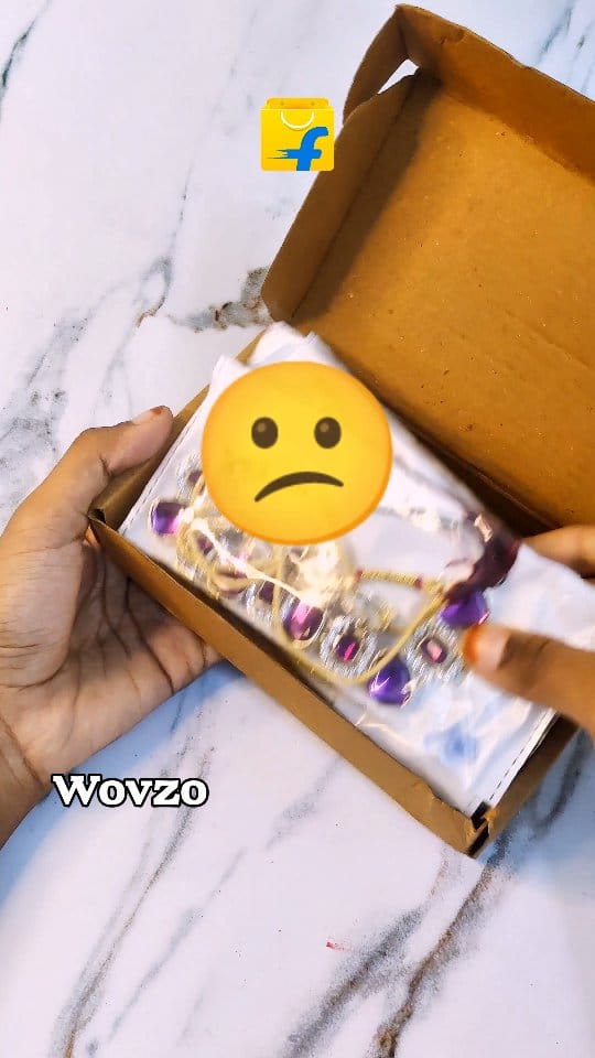 Wovzo_com💎✨ Elegant Kundan Necklace Set 😍 | Ethnic | Lightweight & Budget-Friendly | Flipkart 
#ethnicjewelry #necklaceset #budgetfashion
.
.
Add royal charm to your festive look! 👑💫
This beautifully designed Kundan-style necklace & earring set is perfect for weddings, poojas & party outfits! Available in Purple, Green, and Soft Pink gemstone shades – made to match your unique style.
✅ Rich stone colours – classic & festive-ready look
✅ Beautiful Kundan-style stonework – adds premium shine
✅ Soft adjustable thread – fits all sizes comfortably
✅ Matching earrings – completes your ethnic glam look
✨ Ideal for weddings, festivals, pooja & traditional events
✨ Loved by fashion lovers across Meesho! (🌟 4.5+ rated)
💸 Budget-friendly – reusable, long-lasting & easy to maintain
🛍️ Available now on Flipkart! Tap “LINK” in bio or DM to order…
.
.
[ kundan set, necklace and earrings, artificial jewelry, partywear accessories, Indian wedding jewelry, under 500, Flipkart ethnic jewelry, bridal necklace, traditional jewelry ]
#flipkardfinds #jewelrysetlove #budgetstyle #weddinglook #festivefashion #indianjewelry #kundanlove #fashionmusthave #affordablejewelry #ethnicstyle