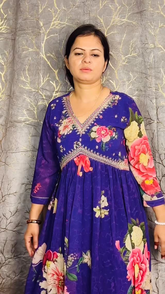 Comment Link to get it in DMs
Follow @explorewith.akanksha 
.
.
.
.
.
#myntra #croptopandskirt #skirt #ɴᴇᴡʀᴇᴇʟ #faishon #trending #trendingnow #akankshatheexplorer
