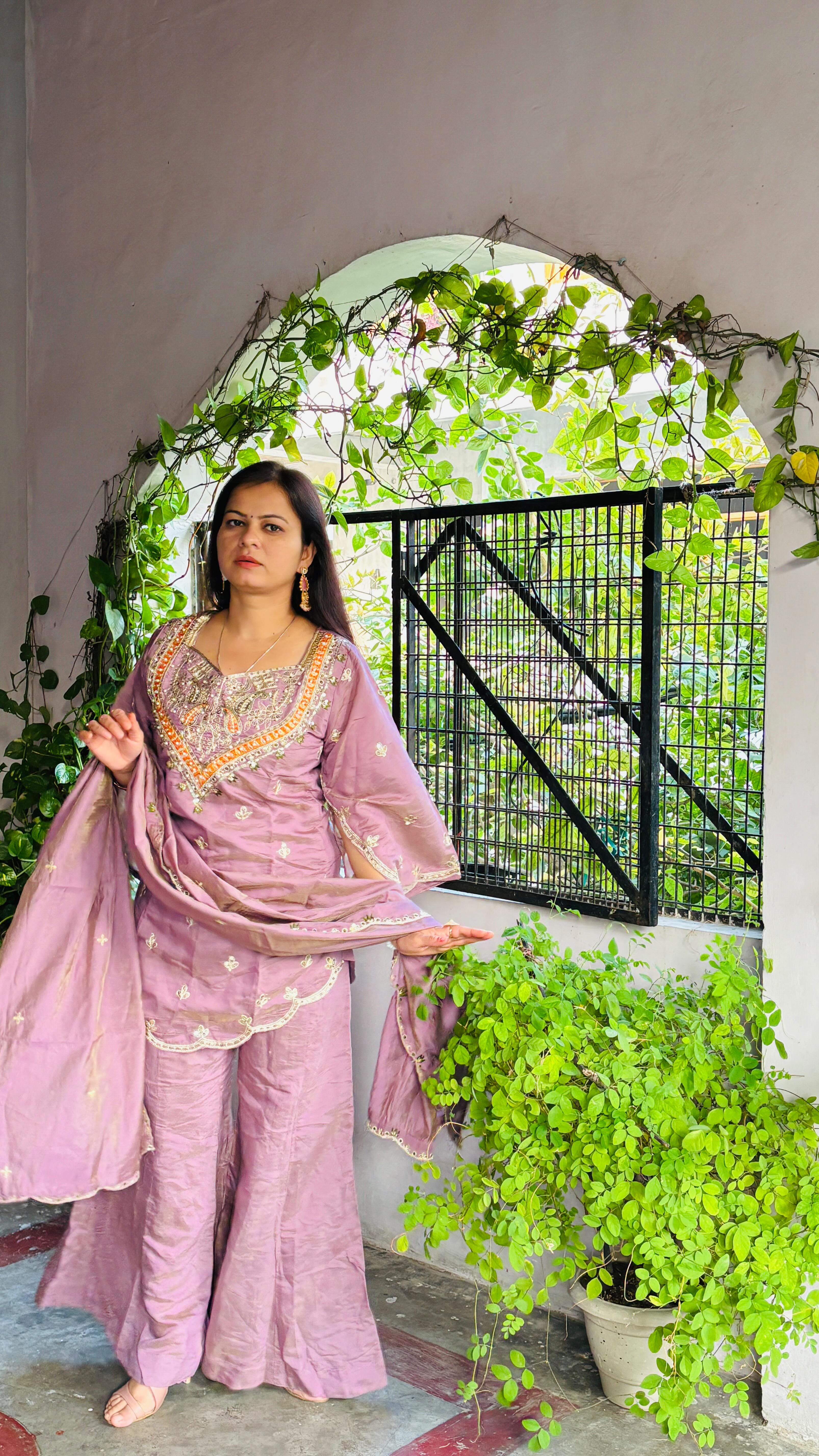 Comment For Link
Follow @explorewith.akanksha 
.
.
.
.
.
.
.
#myntra #akankshathexplorer #ɴᴇᴡʀᴇᴇʟ #outfit #wedding